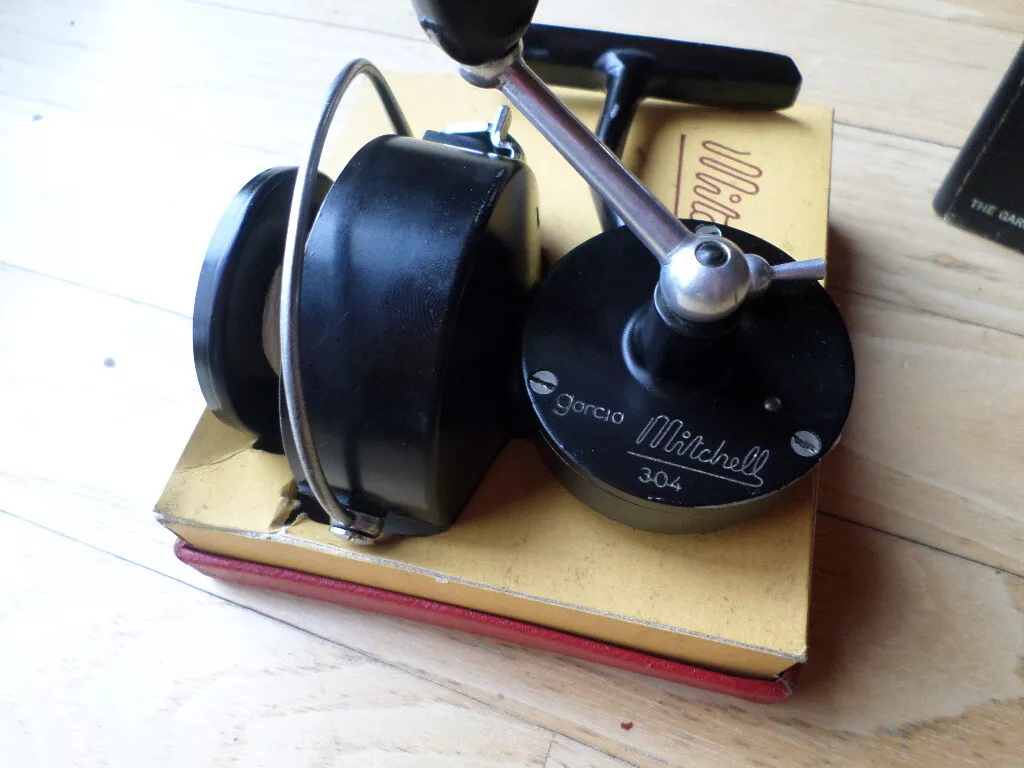 VTG Garcia Mitchell Model 304 Open Spinning Face Antique Fishing Reel in Box