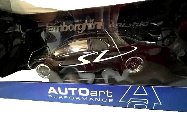 AUTOart Black Diecast Racing Cars