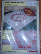 Stickpackung Weihekorbdecke 7623 mit Spitze Rebe und Kelch zum Besticken