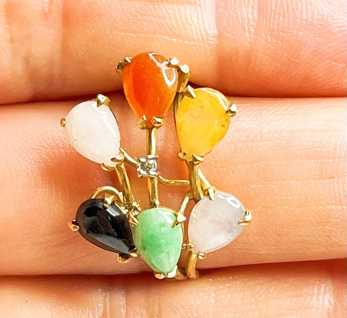 Ladies 2024 jade rings