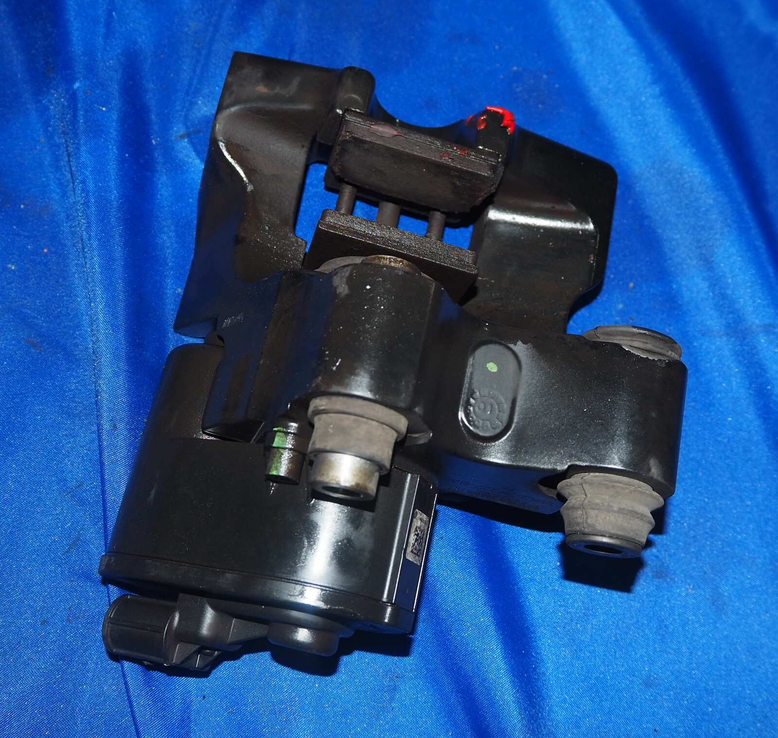 2010-2020 Aston Martin Rapide Right Rear Parking Brake Caliper W/Motor OEM Black