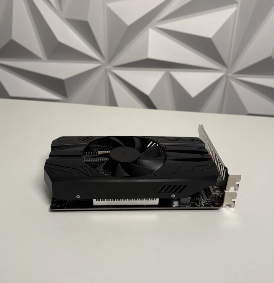 NVIDIA GTX750TI Graphics Card 2G 640SP DDR5 128BIT - For Parts #A11 - Image 4 of 4