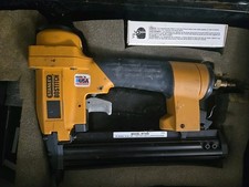 Stanley Bostitch BT35B 18 Ga. Finish Brad Nailer Air Tool with Case USED