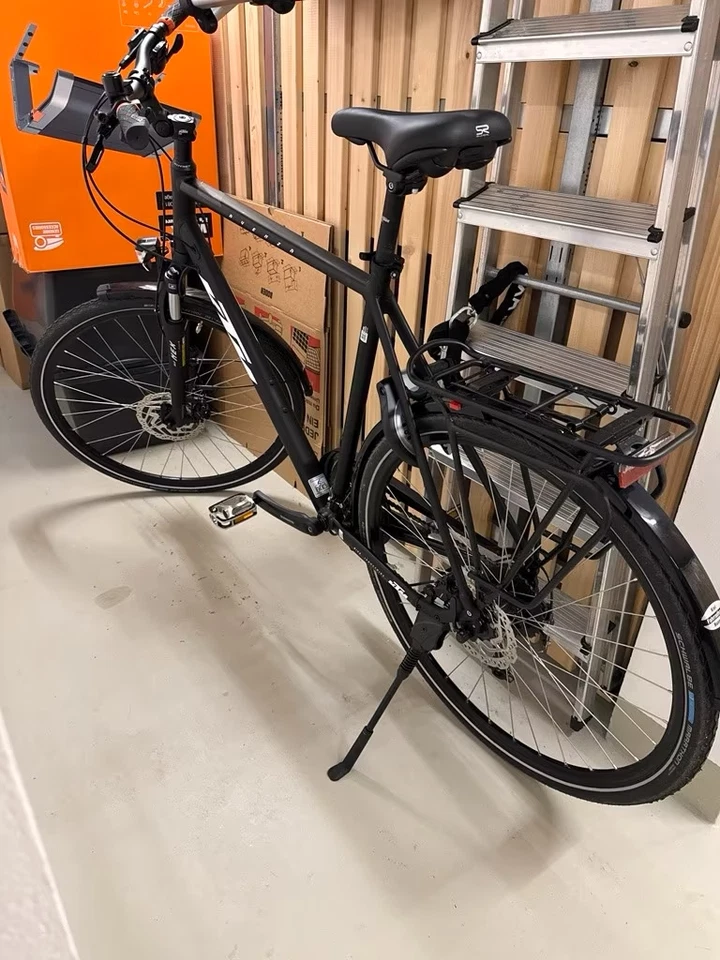 KTM AVENZA 30 DISC Herren Trekkingrad 28 Zoll Fahrrad  -wie neu- - Bild 3 von 3