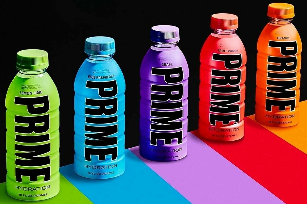 PRIME Hydration Drink, en la foto son los nueve sabores, incluida la  edición limitada de KSI. Las bebidas son hechas por rs Logan Paul y  KSI Fotografía de stock - Alamy