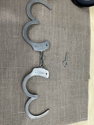 Vintage Marcas Early Smith & Wesson Handcuffs With Key Springfield