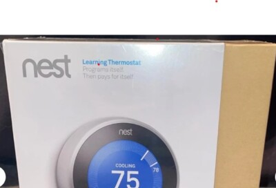 Nest Learning Black Thermostat- Programs Itself - T3016US