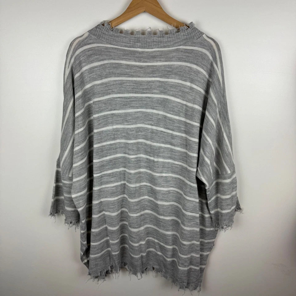 Nuevo con etiquetas Suéter Pullover Jodifl Rayas Cuello en V Talla M/L Gris Manga Dolman Informal Foto 3 de 4