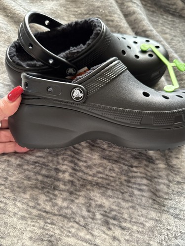 WOMEN’S CLASSIC PLATFORM FUR LINED BLACK CROCS/CLOG -SIZE 7/39-40 NEW - Picture 6 of 11