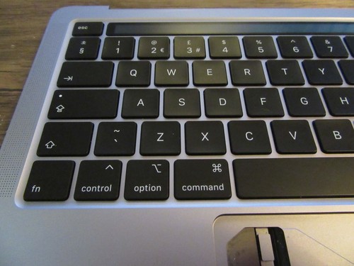 Apple Macbook Pro 13" A2251 2020 reposamanos genuino Reino Unido teclado gris - #MB47 - Imagen 6 de 8