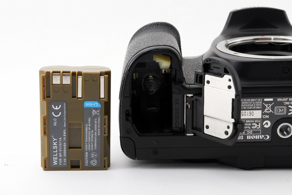 ☆ うー ☆ キャノン EOS 30Dセット♫ キヤノン Canon EOS 30D ダブルズームセット 美品 ストラップ