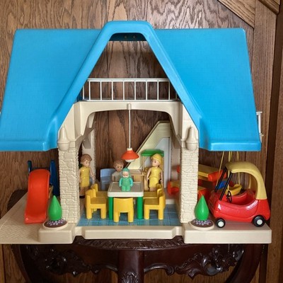 Vintage Little Tikes MCM Dollhouse Large Blue Roof 1989  With Acc