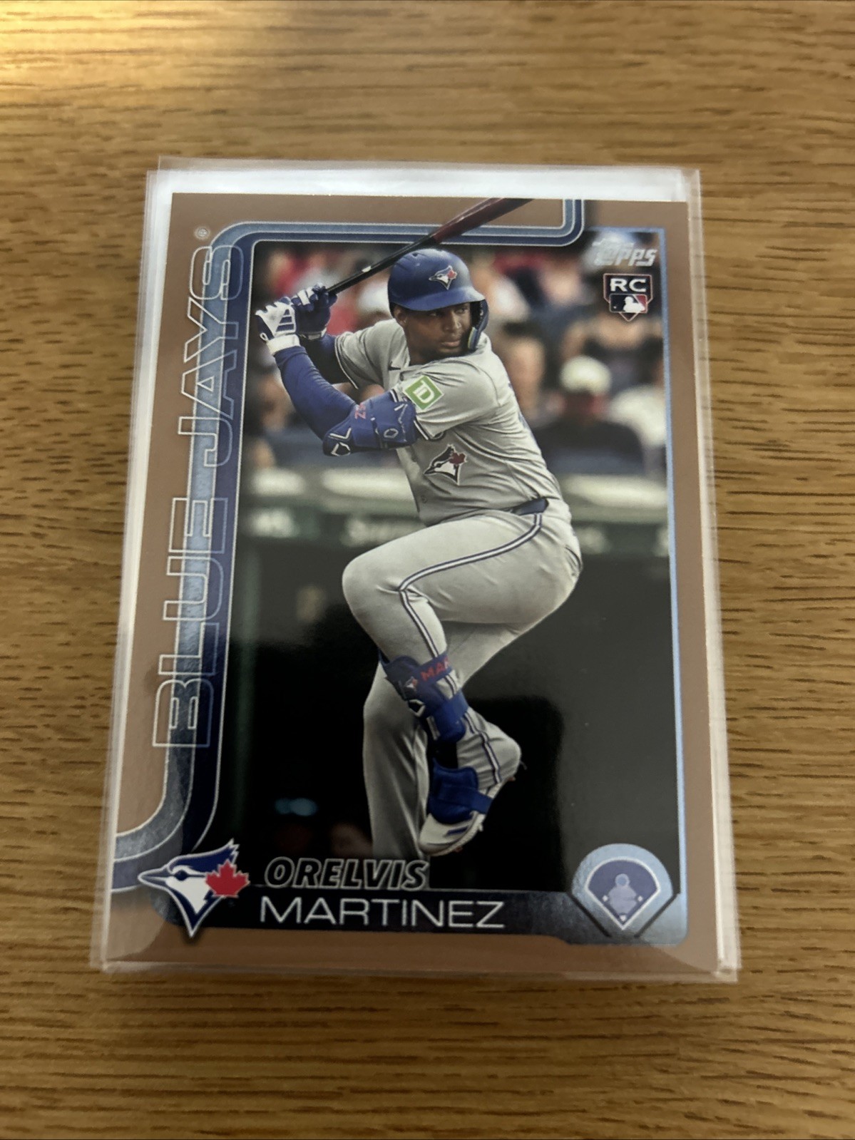 2025 Topps Series 1 - Orelvis Martinez #18 Gold /2025 (RC)