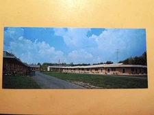 Peter's Motel Mt. Morris New York vintage oversized postcard 