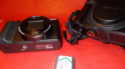 Sony Cyber-shot DSC-HX60 Digital Kamera Digi Cam Kompaktkamera