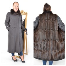 A3304 MANTEL MIT BISAM INLETT ECHT PELZ PELZMANTEL WASCHBÄR KRAGEN Gr40