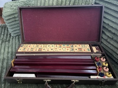 Vintage Mah Jongg Set 1940 s Red Racks 146 Bakelite Tiles Mahjong Set With