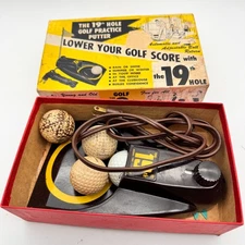 Vintage 1955 Brandell The 19th Hole Golf Practice Putter Includes 3 Balls Works!