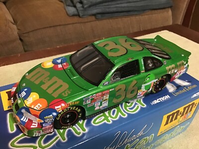 2000 Action KEN SCHRADER #36 M&M's Green Nascar 1/24 Pontiac