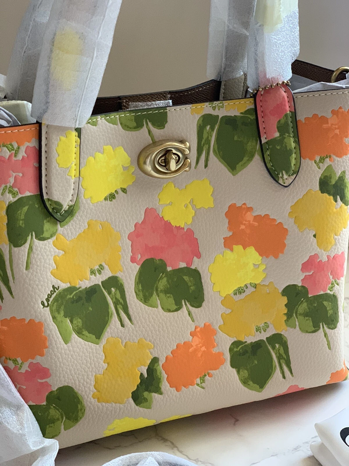 Borsa a tracolla Coach C8389 Willow in rilievo floreale multi pelle nuova con etichette $350