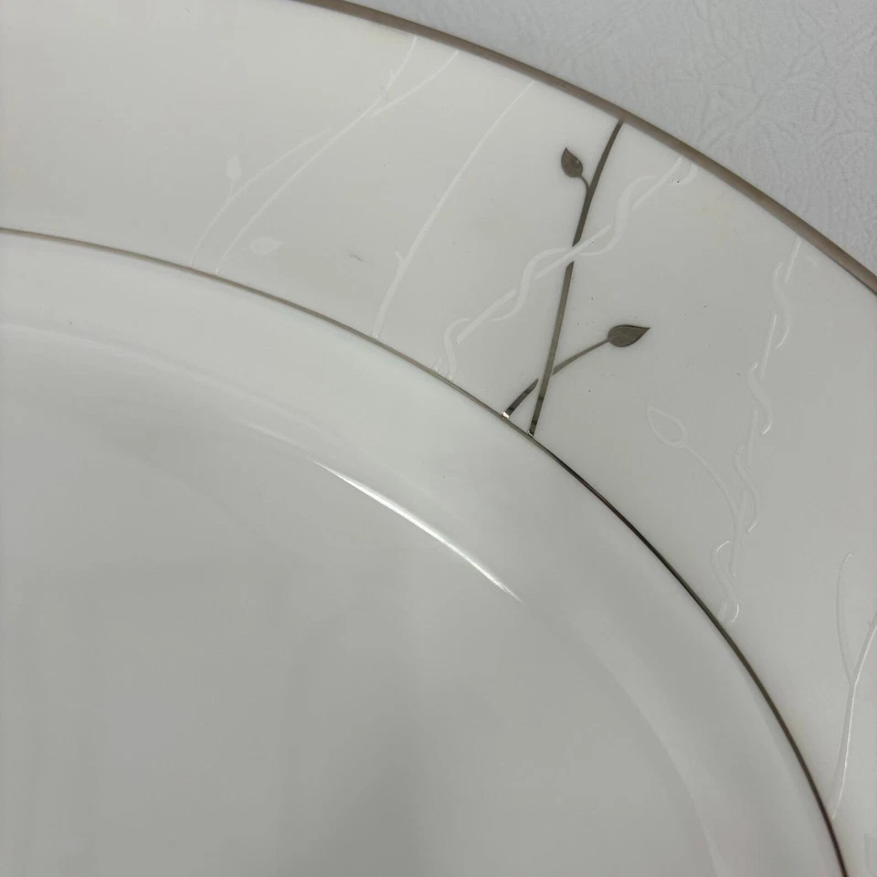 Waterford Fine China Lisette 15.25 Inch Oval Serving Platter Tray Elegant - Image 2 of 4