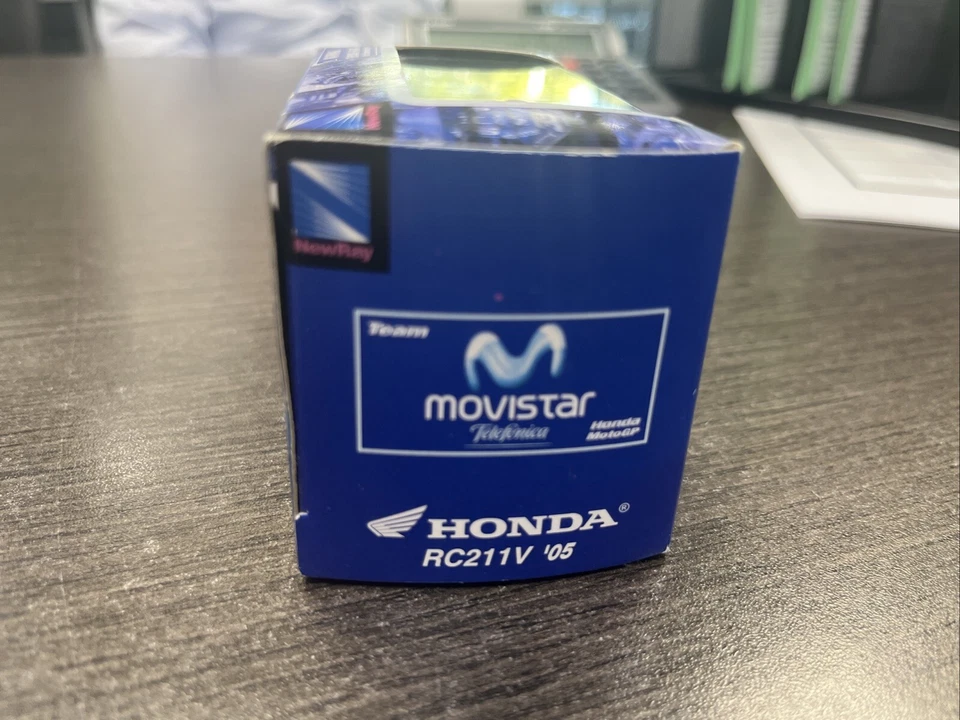 NewRay Honda RC211v 1:32 Team Movistar Marco Melandri - Image 4 of 4