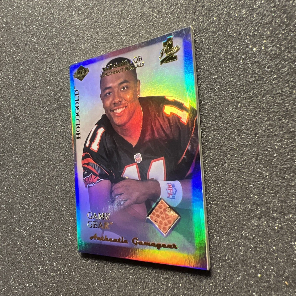 1999 Collectors Edge AKILI SMITH #RG3 Game Gear HOLOGOLD - GAME BALL 1st PLACE B - Image 3 of 4
