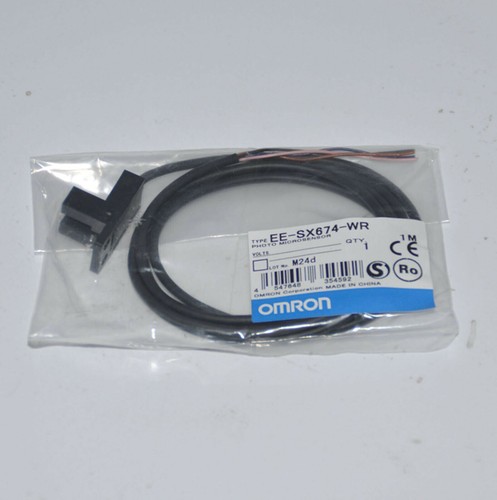 1 pcs NEW IN BOX OMRON Photoelectric switch Socket cable