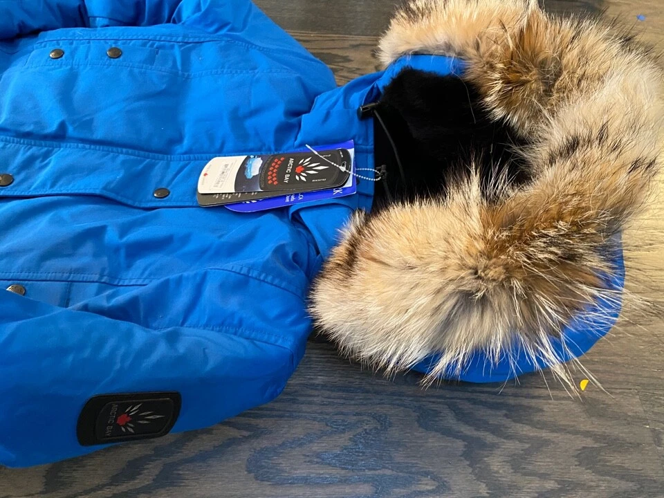 Chaqueta parka Goose Arctic Bay Charlotte hecha en Canadá XS S M precio de venta sugerido por el fabricante 1395 $ Foto 3 de 4