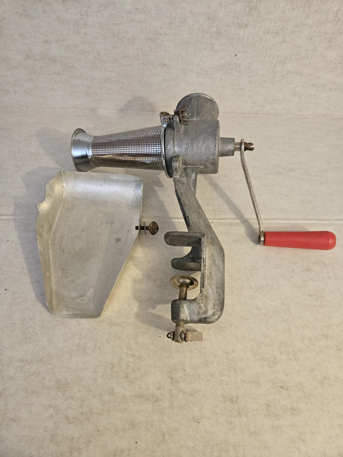 Vintage Victorio Food Strainer Metal Body, Mod: 200
