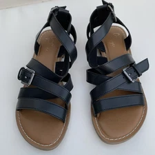 Crown Vintage Black Sandals Flats Sz 7
