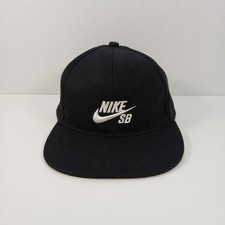 Nike SB Snapback Hat Black  White Skateboard Skater Logo Adjustable Youth Cap