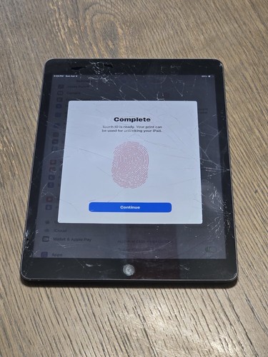 Apple iPad (9th Generation) A2602 64 GB, Wi-Fi, 10.2 in - Space Grey - Picture 3 of 4