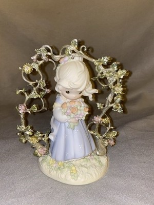 Precious Moments In God's Beautiful Garden Of Love Figurine-#14709 Of 15,000