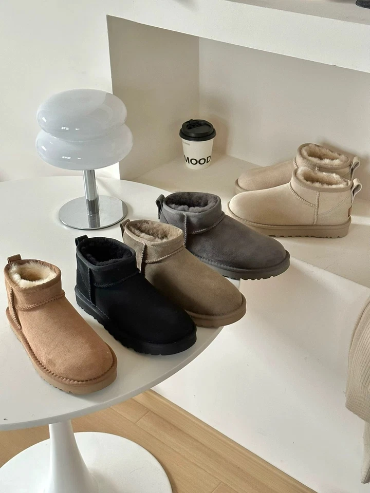 UGG Men's & Women's Unisex Classic Ultra Mini Boot Sheepskin (US4-US12)EU35-44 - Image 3 of 4