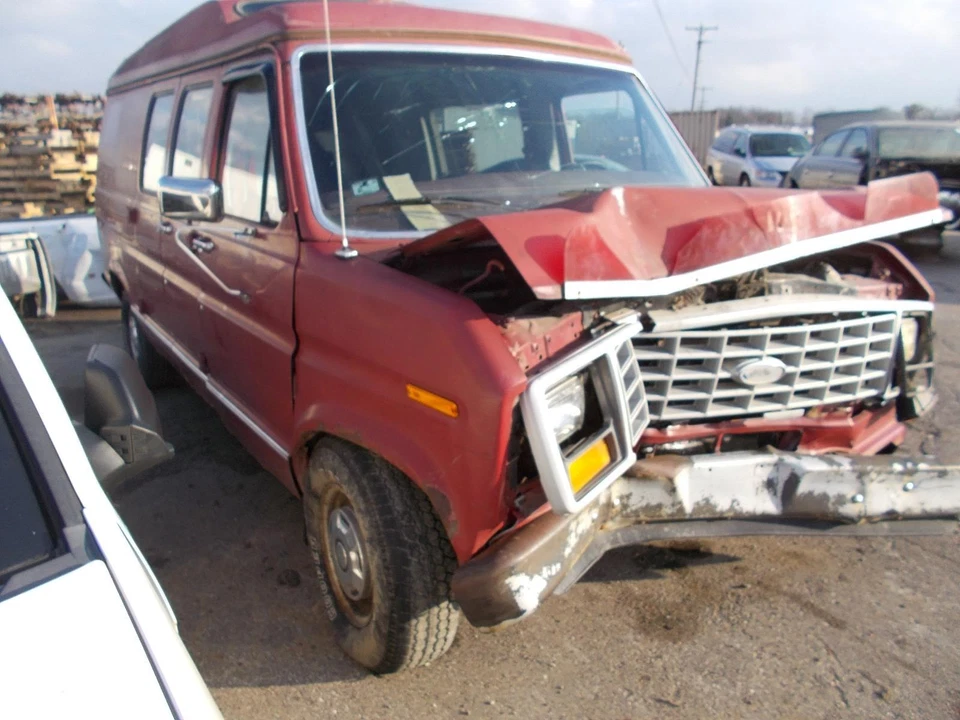 Compresor de aire acondicionado usado se adapta a: camioneta Ford e150 1991 colgante grado C Foto 2 de 4