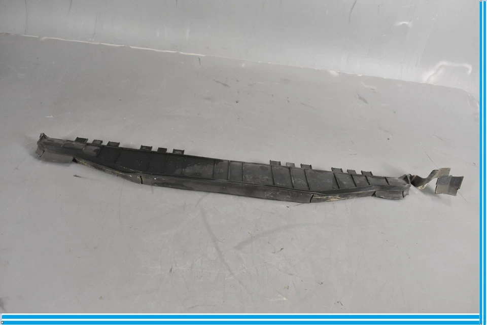 Cubierta superior cubierta del ventilador de refrigeración del radiador del motor 10-13 Mercedes W212 E350 Foto 3 de 4