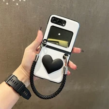 Love Heart Bracelet Strap Leather Case For Motorola Razr+2025 2024 60/50/40Ultra