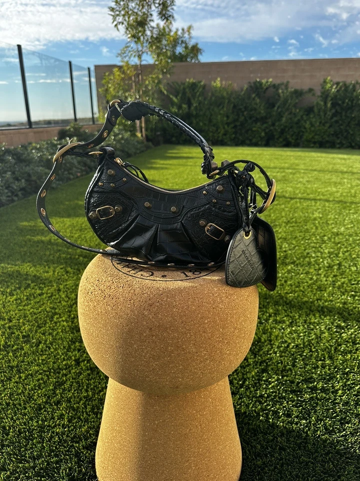 BOLSO BANDOLERA MUJER BALENCIAGA 671309 LE CAGOLE XS Negro Foto 2 de 4