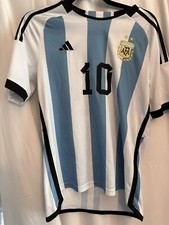 Argentina #10 Lionel Messi Jersey Size Medium 15/16 Y (small stain)