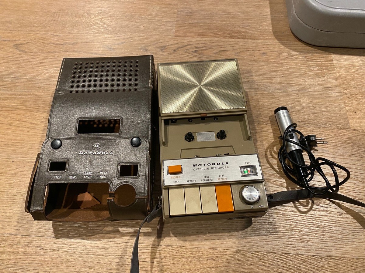Vintage 1975 Motorola CP-30FN Vintage Cassette Recorder Solid