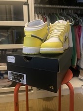 Nike Air Jordan 1 mid SE GS