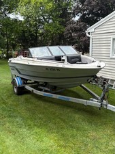 Must Sell:  Price dropped $400.  I1985 19 foot Galaxy Boat and Trailer