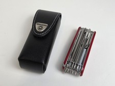 Victorinox Taschenmesser mit Etui Multitool 33 Funktionen