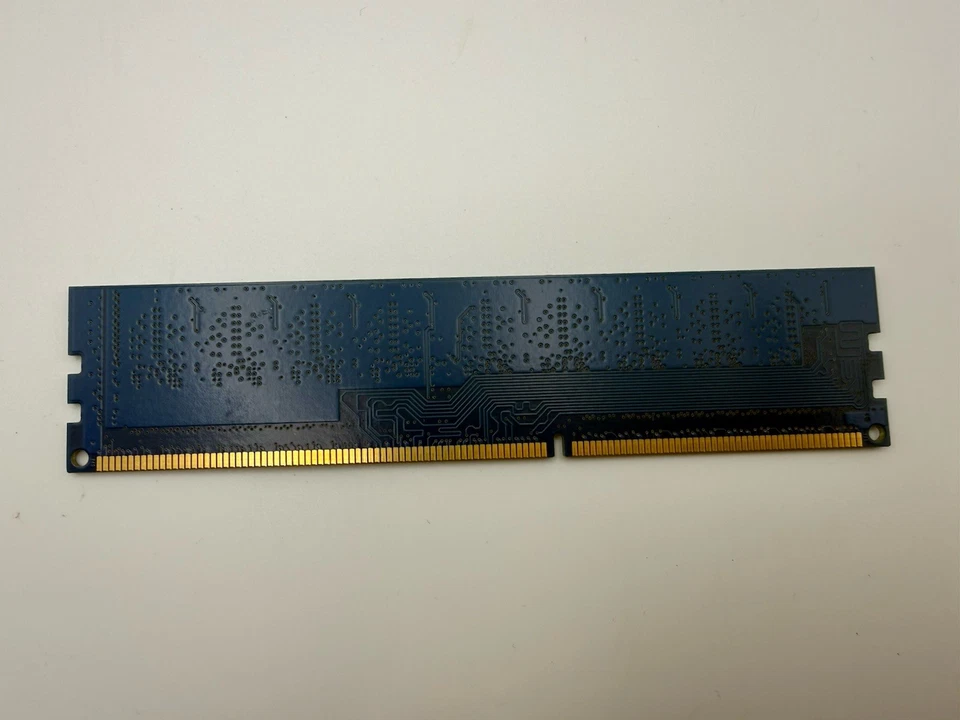 SK Hynix 2GB HMT325U7EFR8A-PB PC3L-12800 RAM DDR3L-1600 ECC Untested - Image 2 of 2