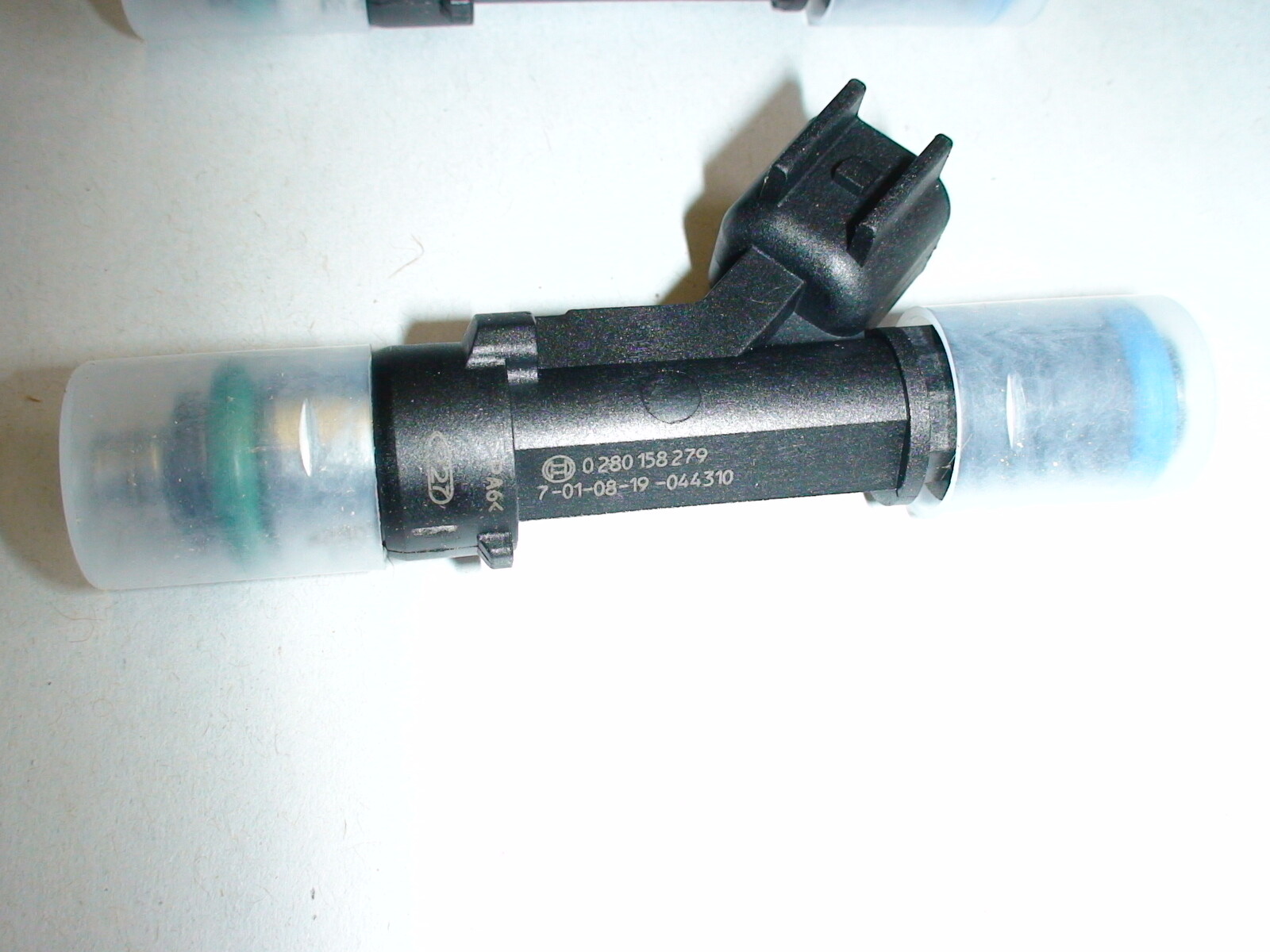 4 New Genuine Bosch EV14 52lb 550cc fuel injectors 0612 Mazda Miata MX