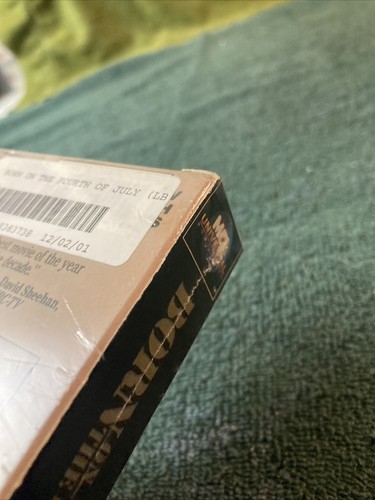 Vintage VHS “Born on the Fourth of July” Sealed - Picture 5 of 8