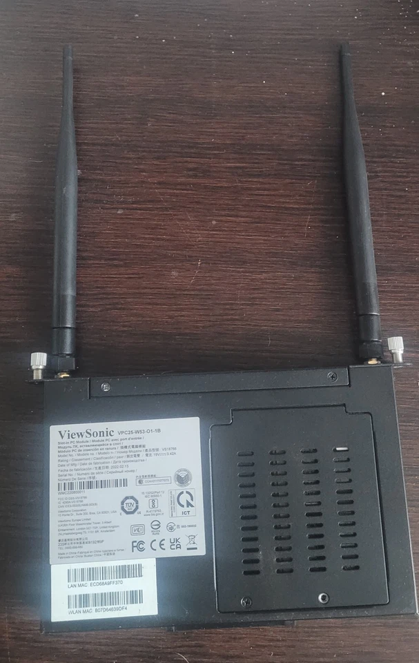 DATA SERVER nero. usato poco, in buone condizioni. - Immagine 4 di 4