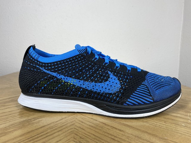 nike flyknit racer black and white