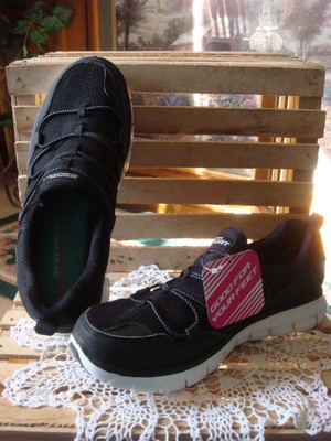 NWOB~ SKECHERS SPORT MEMORY FOAM ~BLACK ATHLETIC SLIP-ON SHOES FLEX SOLE ~W SZ 6